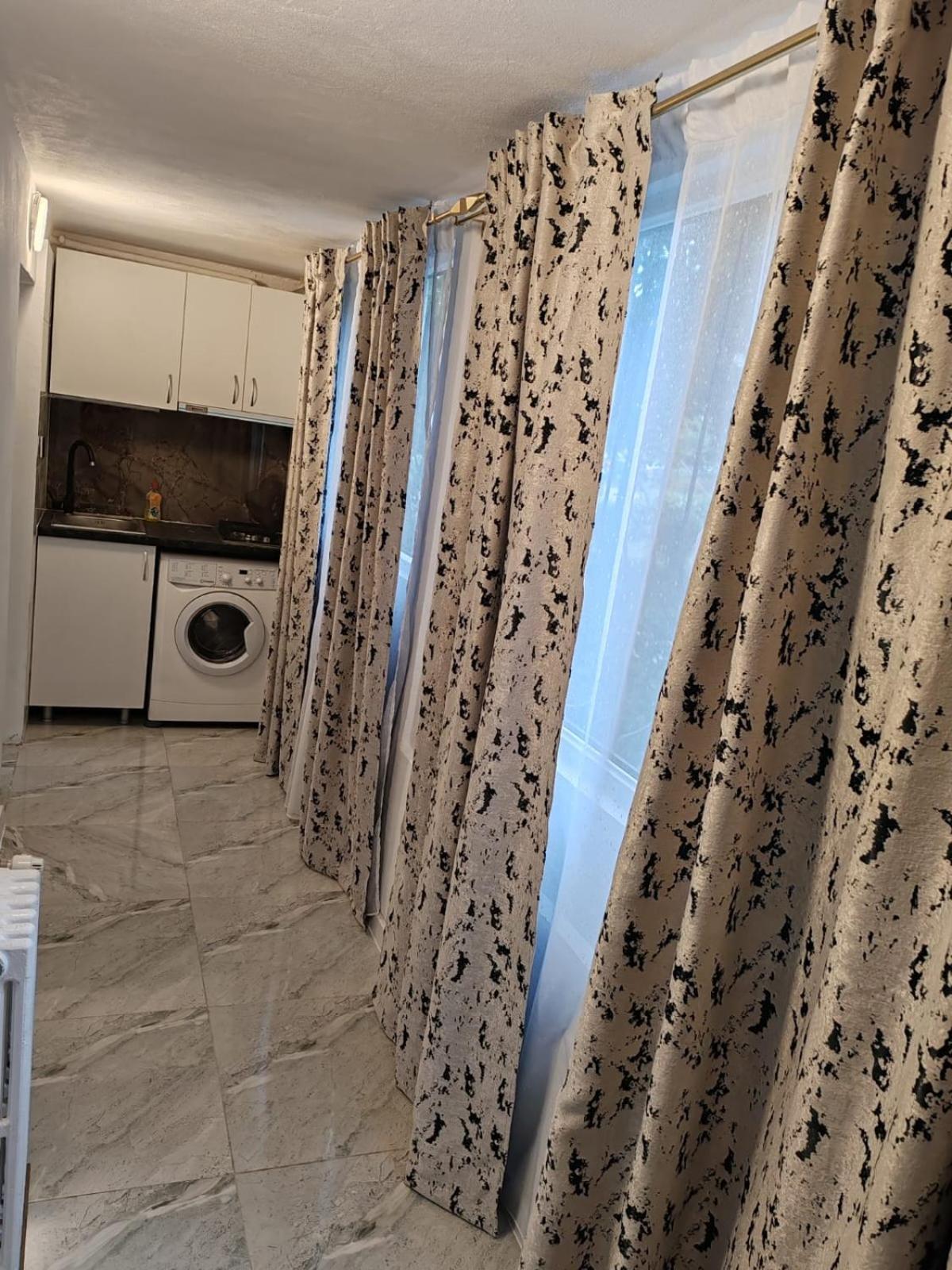 Garsoniera G3 Apartment Craiova Luaran gambar